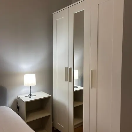 Lindo Em Gaia Ao Lado Bodegas Apartman